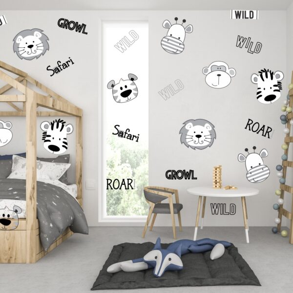 Wild Animal Faces Pattern